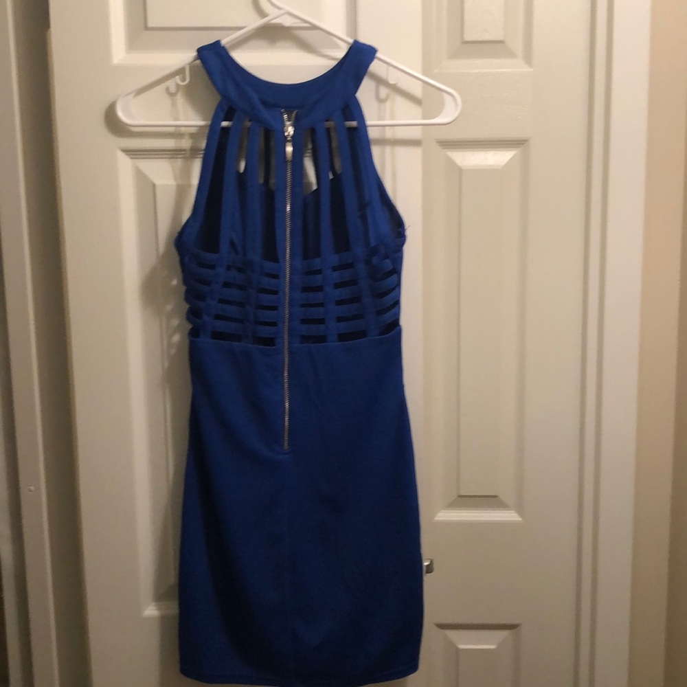 Above the knee dress - Picture 4 of 4